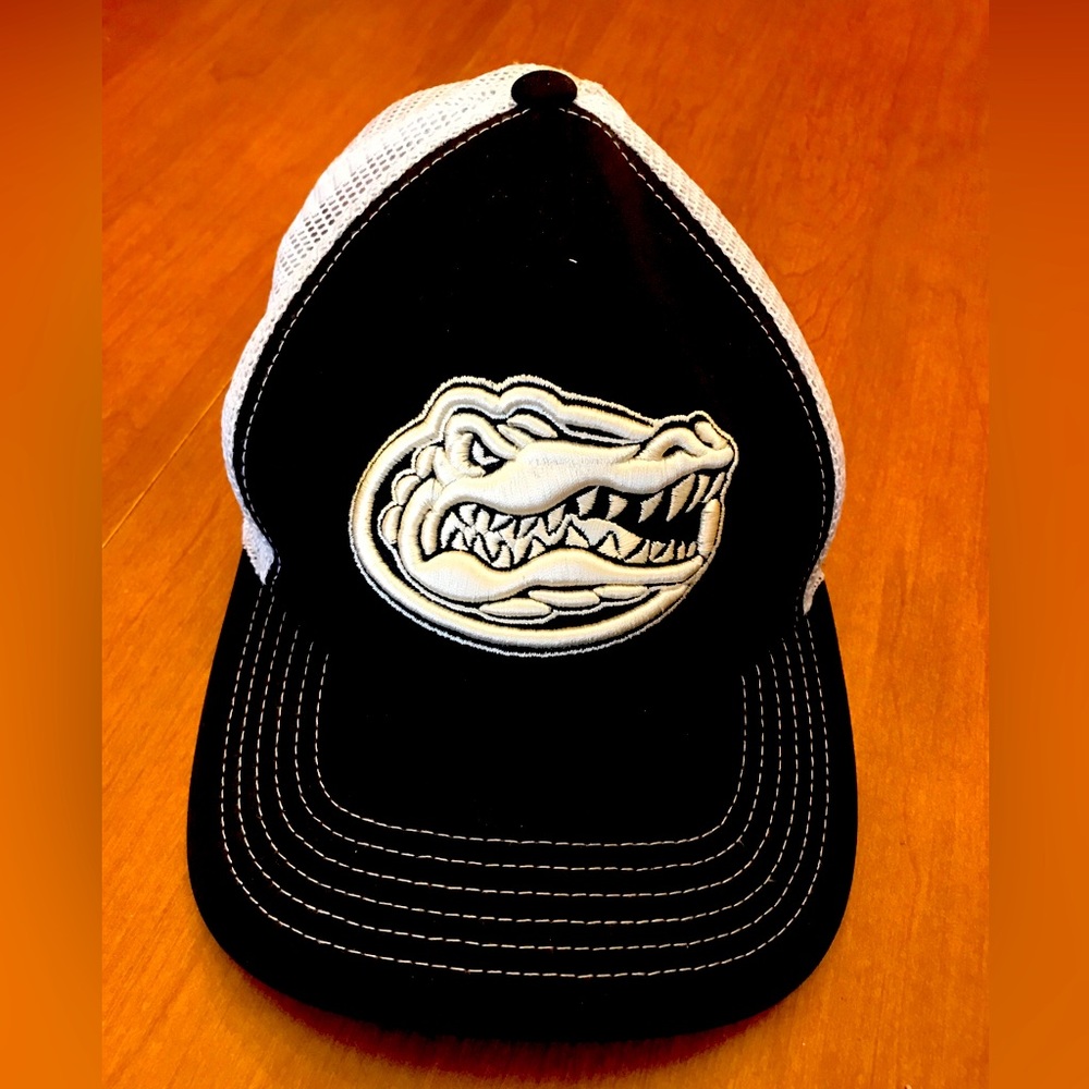 Florida Gators Top of The World Embroidered Mesh Back hat
